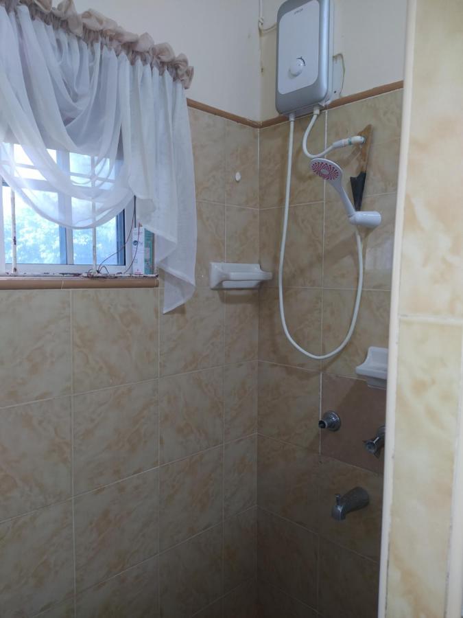 Gables Vacation Rentals With Private Gated Parking Onsite Knockpatrick 外观 照片